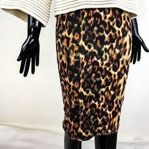 🌺🌺 Zara Leopard Print Pencil Skirt Size Small
